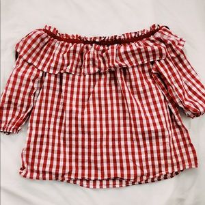adorable gingham blouse